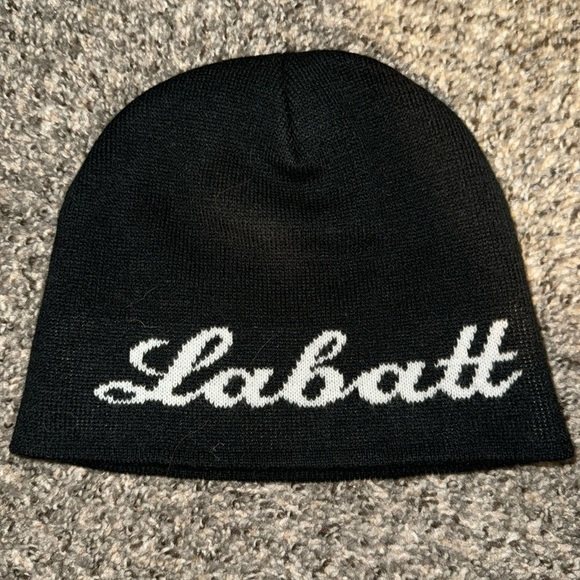 Penguins/Labatt Beanie - Picture 2 of 2